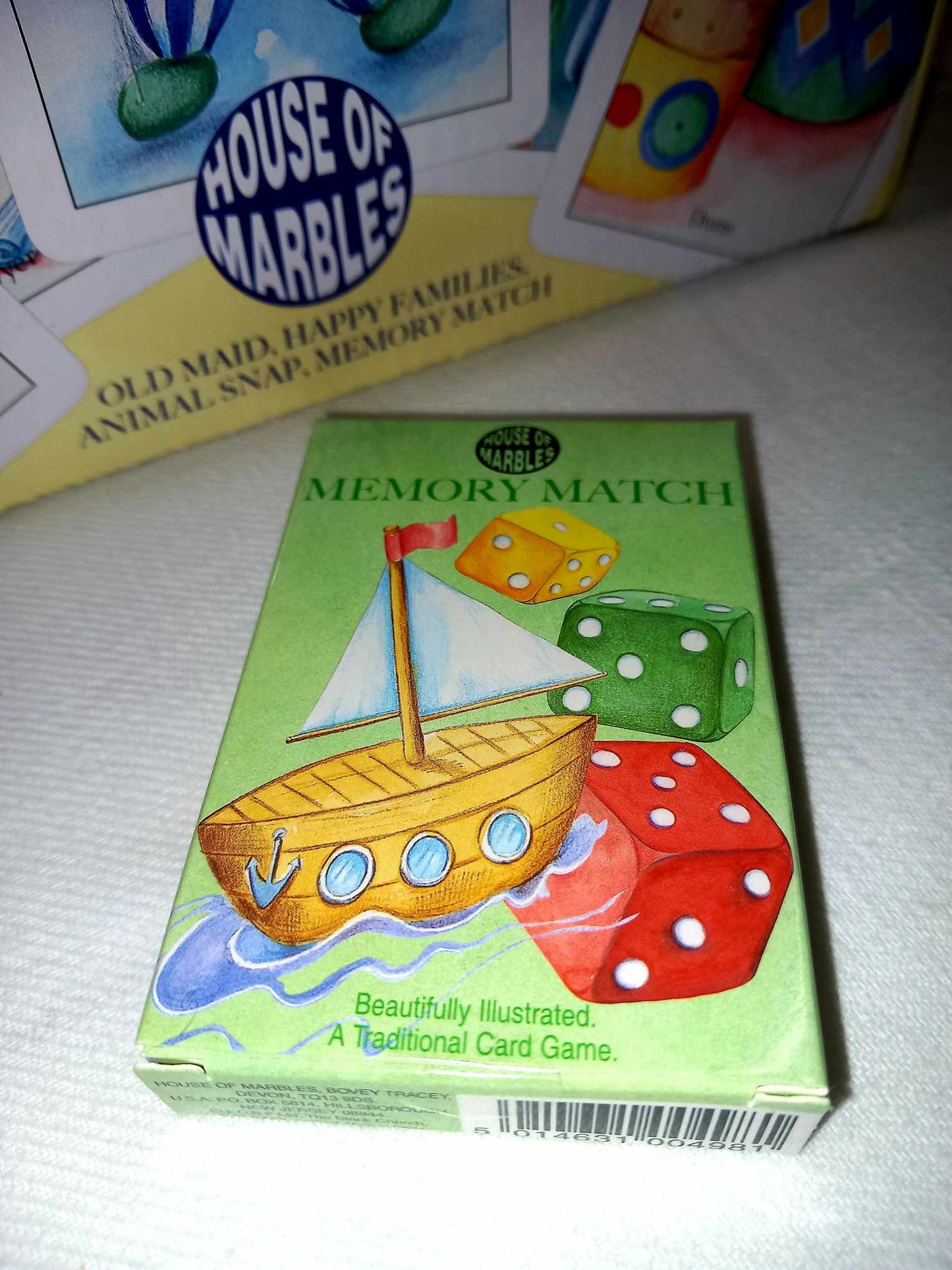 Children's classic card game - Memory match.