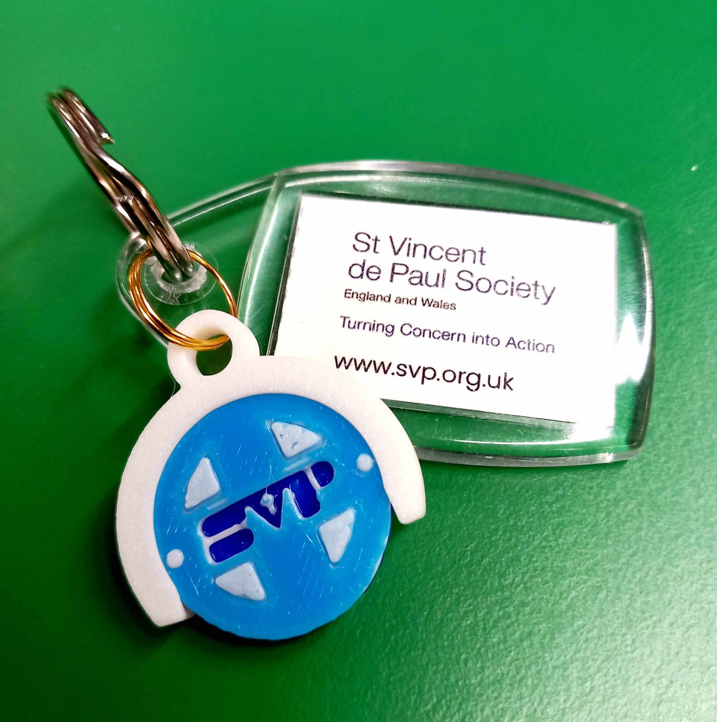 SVP keyring and trolly coin