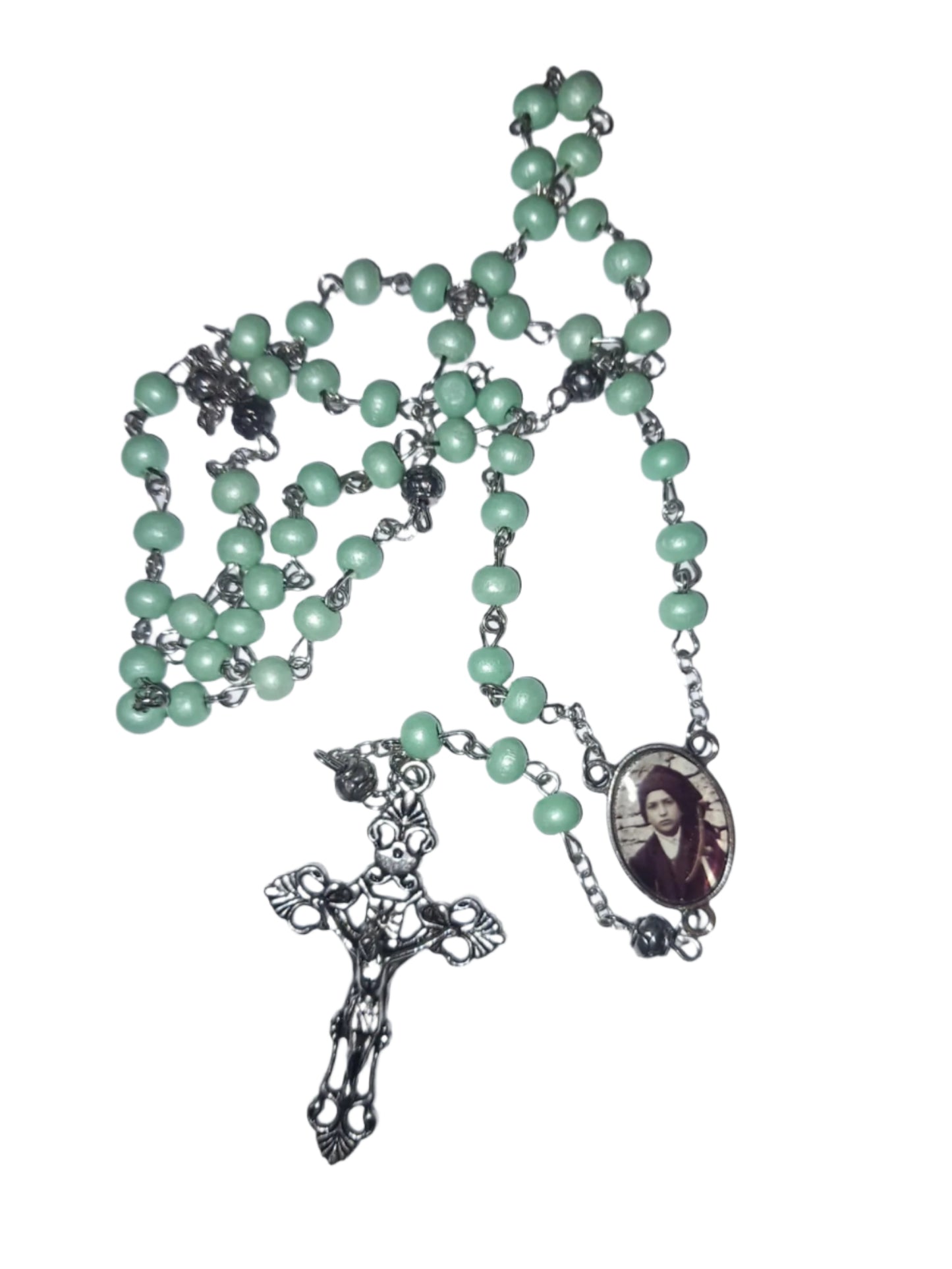 Rosary of Saints Francisco and Jacinta, 6 mm green wood beads.