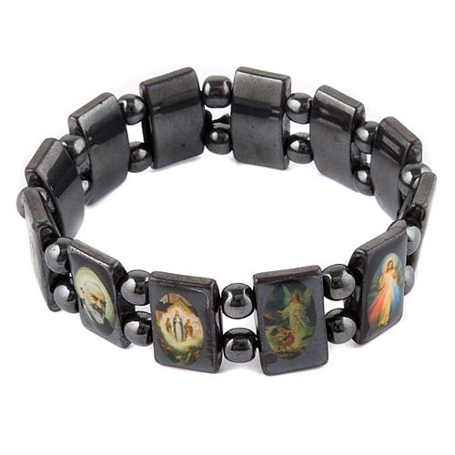 Stretchable multi-image bracelet complete with SVP blue gift bag.