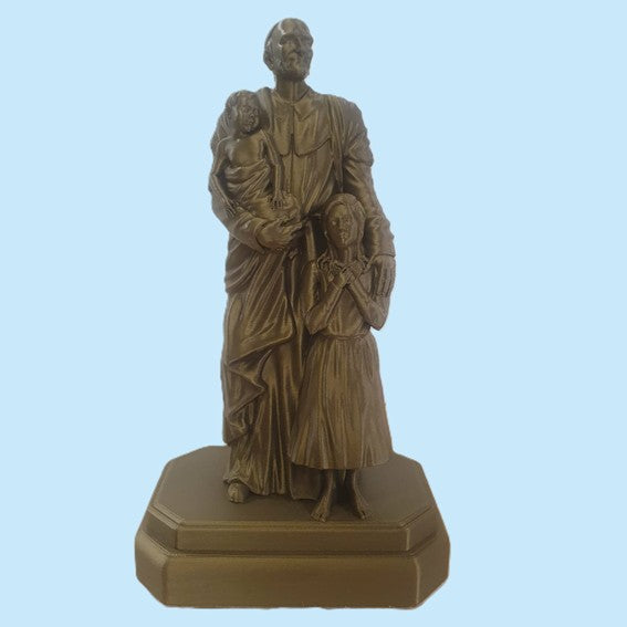 SVP 'Handcrafted with Hope' small statue.